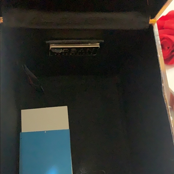 FREE GIFT - Follow me @TLGene - Picture 9 of 11